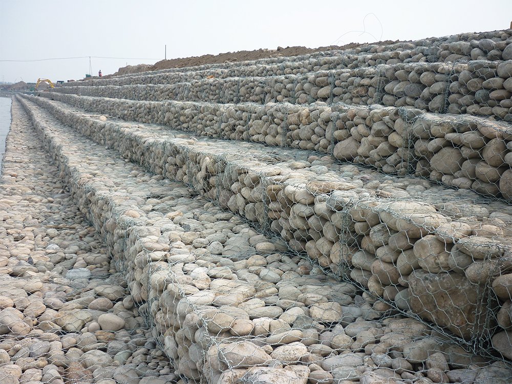 護(hù)岸石籠網(wǎng) 護(hù)岸石籠網(wǎng)